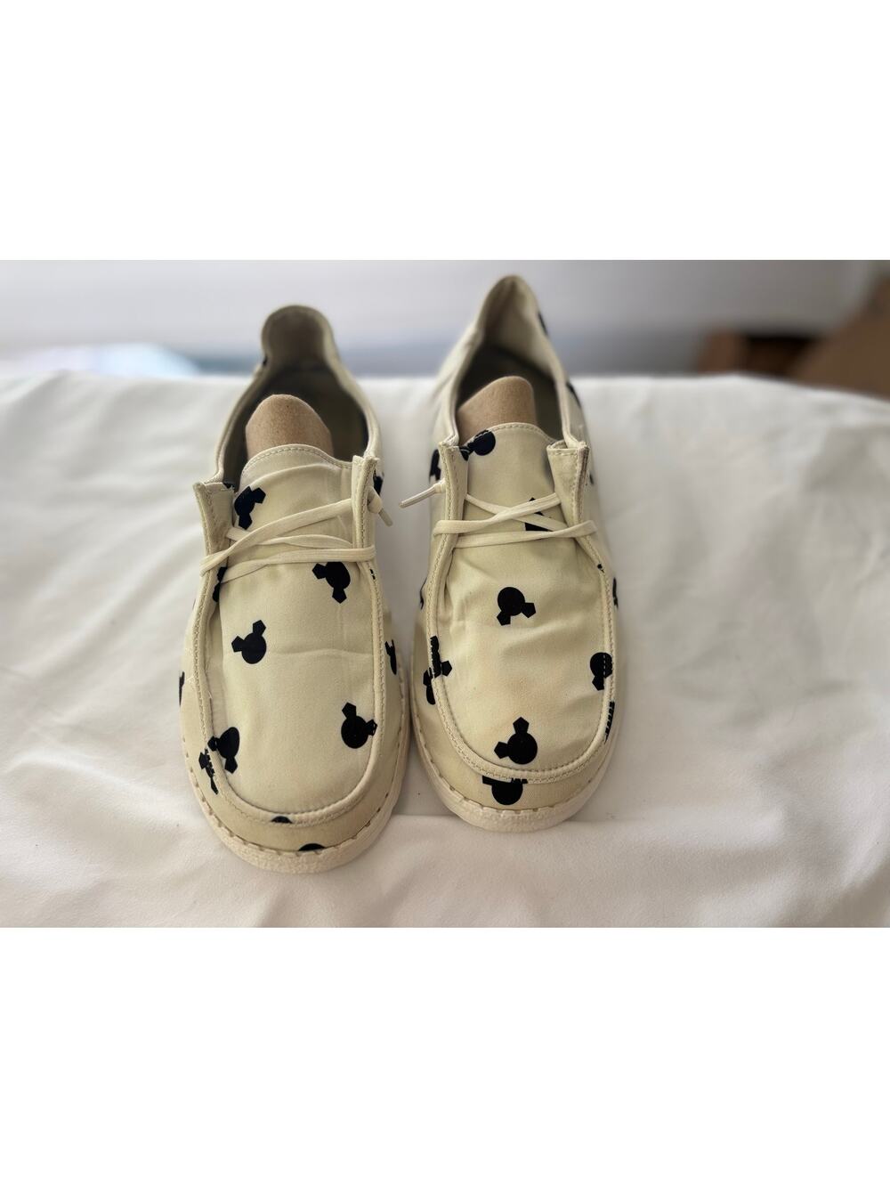 Women's Cream Mickey Mouse Print Canvas Slip On Loafer Shoes Size EU 39 US 8.5